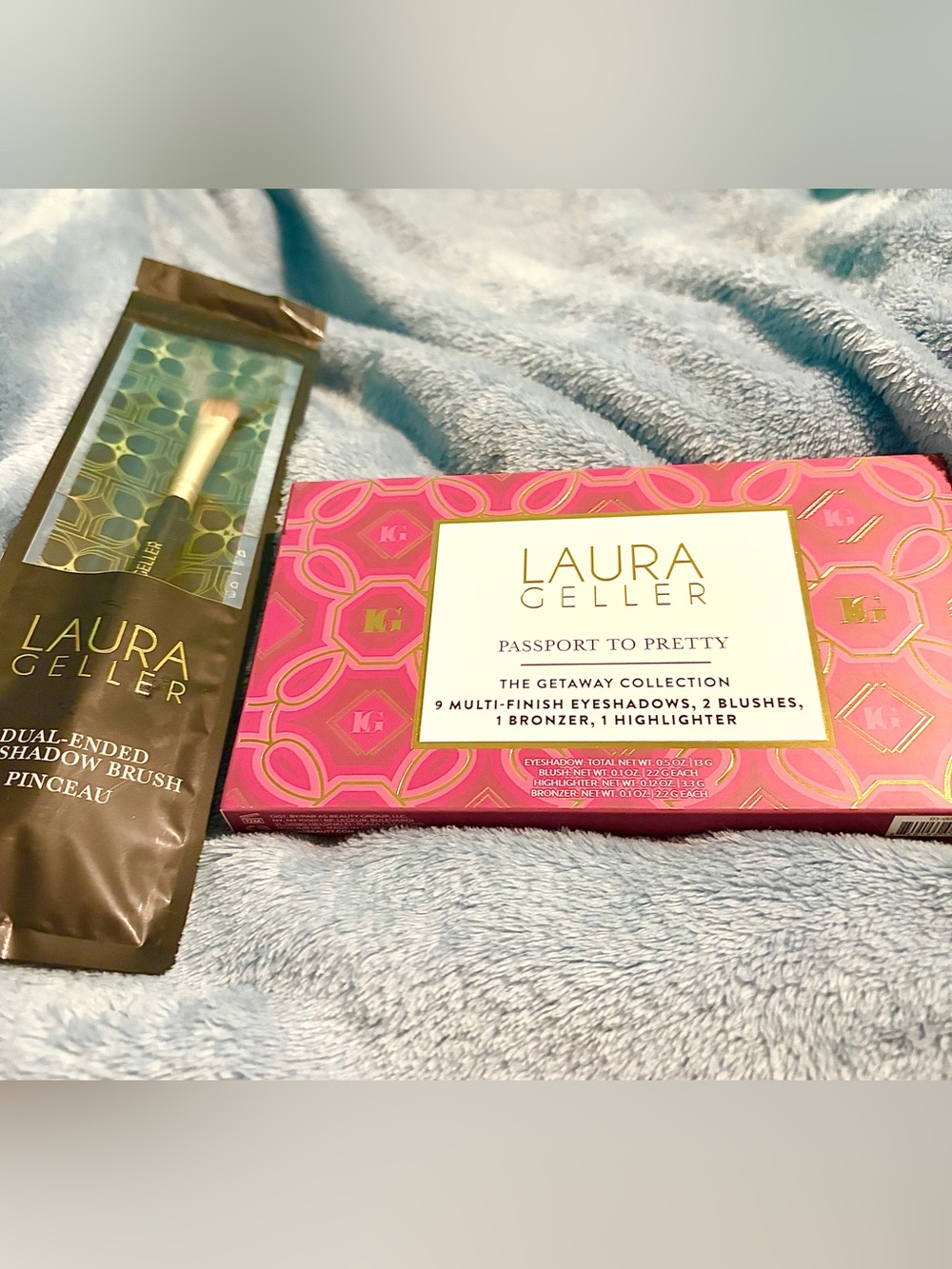 Laura Geller Passport To Pretty Eyeshadow Palette & Brush